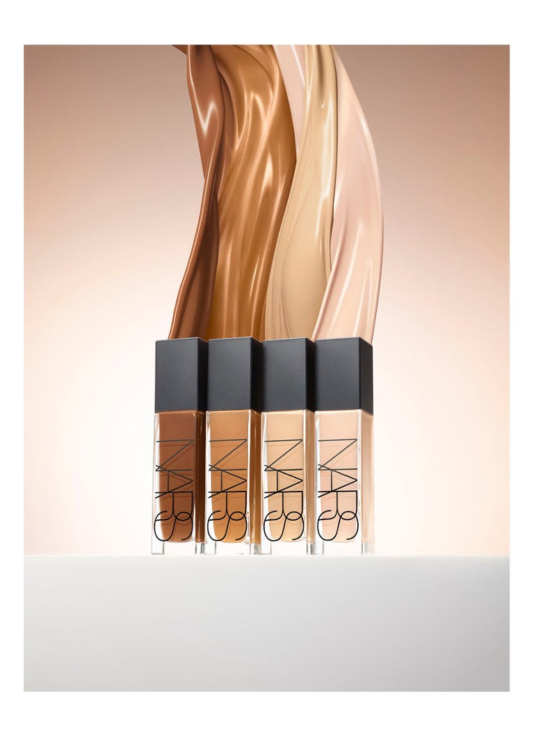 Base de maquillaje Natural Radiant de larga duración